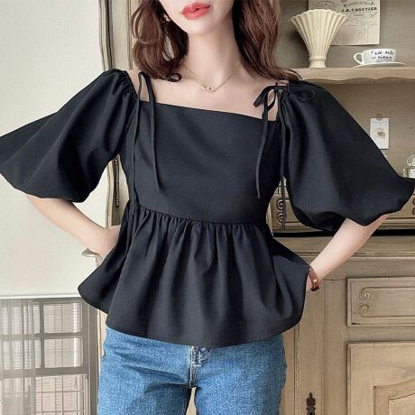 Women trendy top black