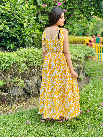 Women reyon printed dress