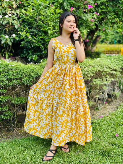 Women reyon printed dress