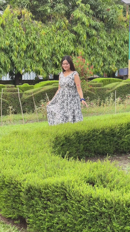 Women reyon printed dress