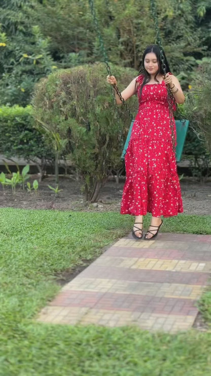 Women red flared dress